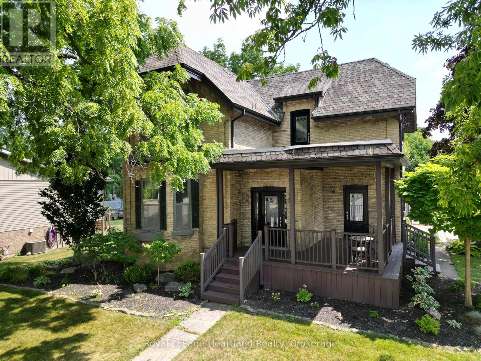 Photo 37 of 39 for 58 Main Street S