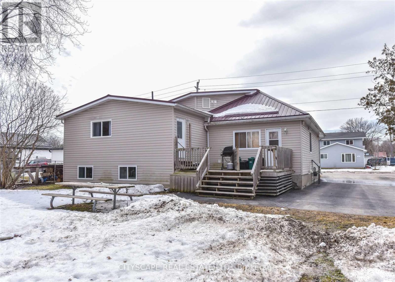 A - 148 Dunedin Street, Orillia, Ontario  L3V 5T7 - Photo 11 - S12327460