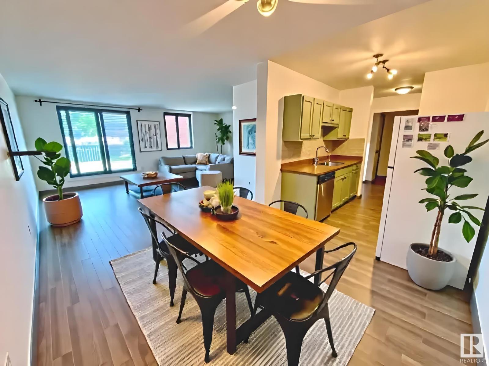 #409 10145 109 St Nw, Edmonton, Alberta  T5J 3M5 - Photo 3 - E4451414