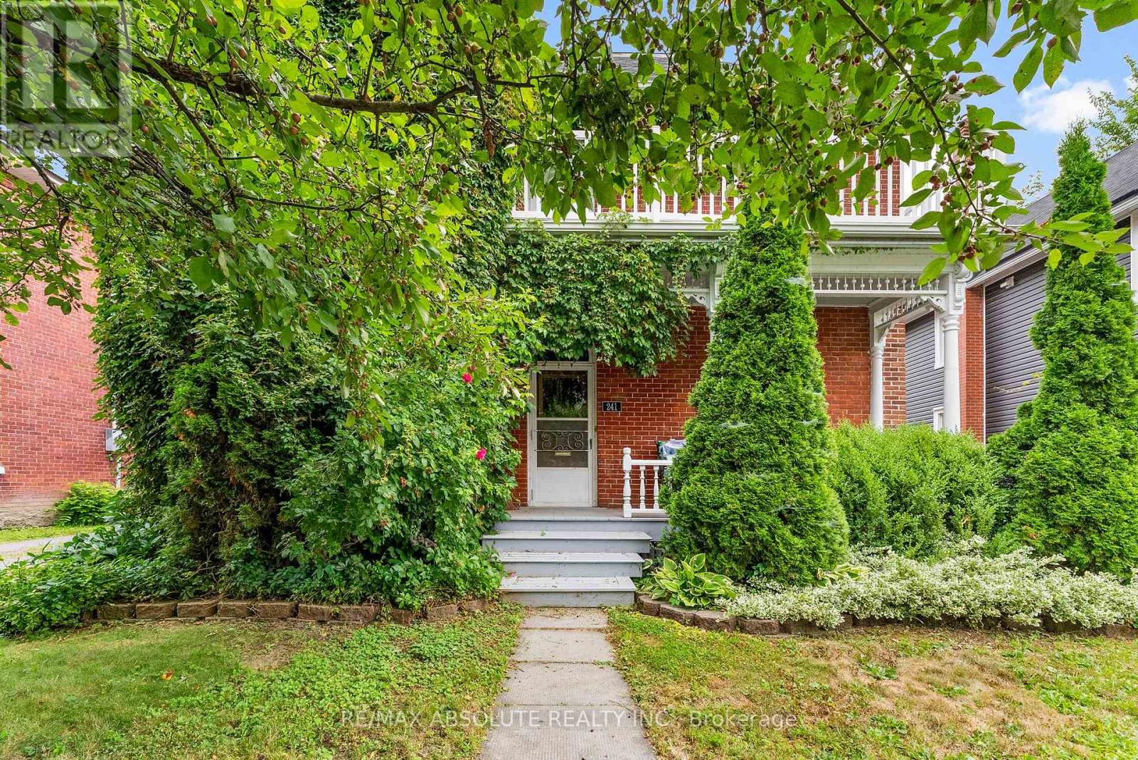 241 John Street N, Arnprior, Ontario  K7S 2P3 - Photo 2 - X12327793