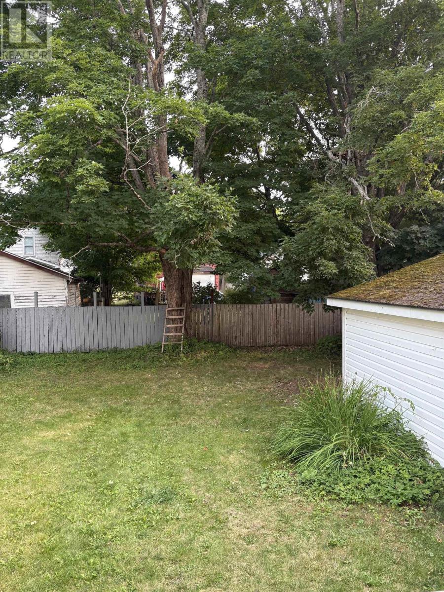 1196 Prince Street, Truro, Nova Scotia  B2N 1J4 - Photo 4 - 202519785