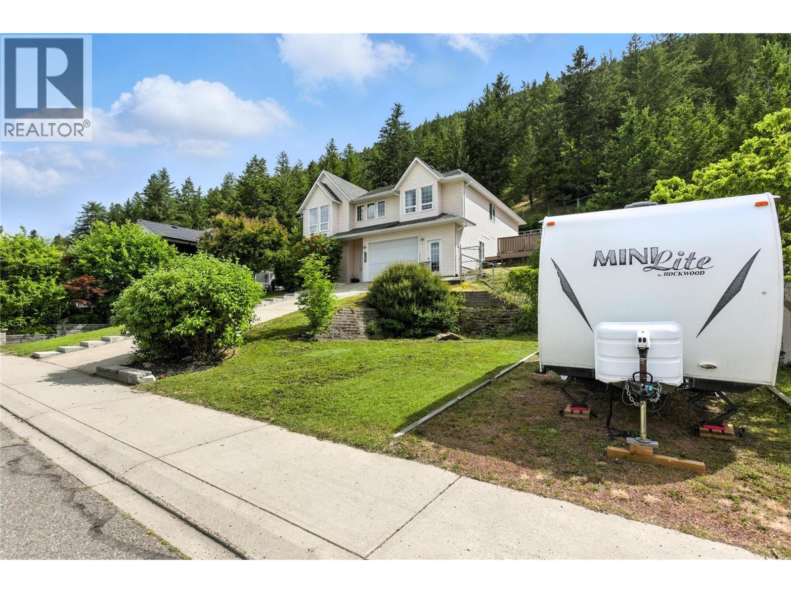 Property at 2683 Skeena Drive image 3