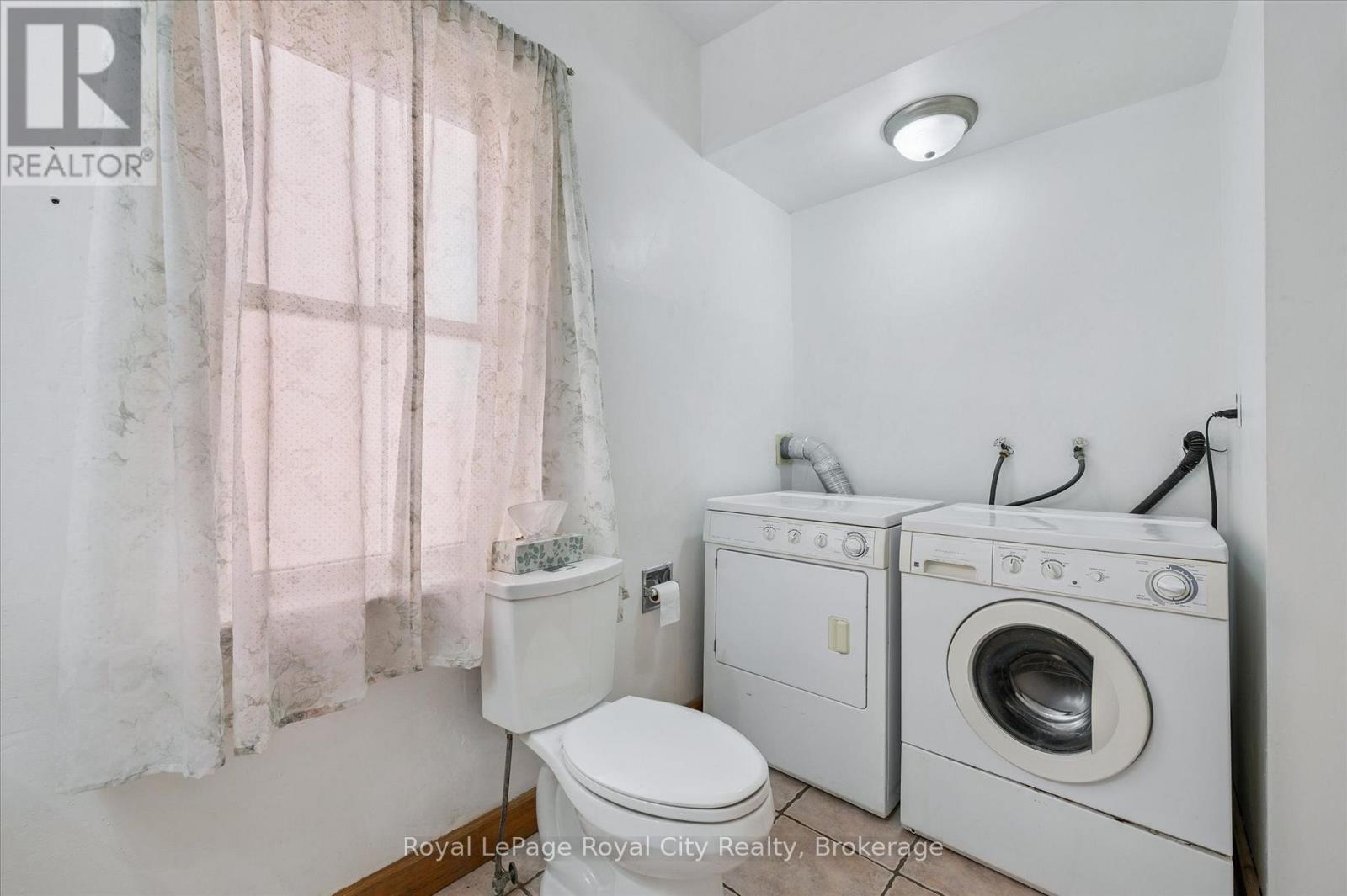 201 Arthur Street N, Guelph, Ontario  N1E 4V7 - Photo 12 - X12327832
