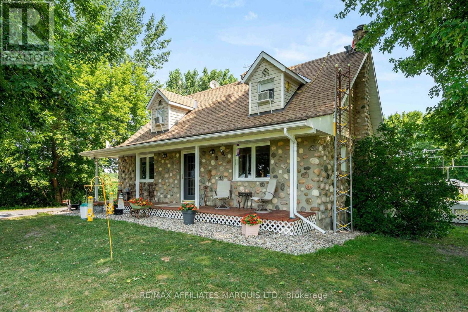 Property at 273 ST PIERRE ROAD image 2