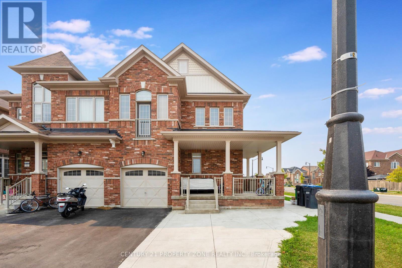 358 Robert Parkinson Drive, Brampton, Ontario  L7A 4C5 - Photo 1 - W12327293