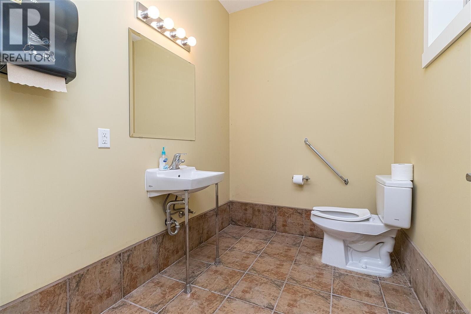 230 Rupert Rd E, Qualicum Beach, British Columbia  V9K 1R3 - Photo 11 - 1009433
