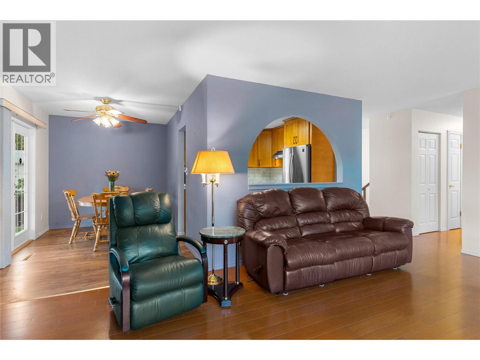 Property at 1390 Creekside Road image 4
