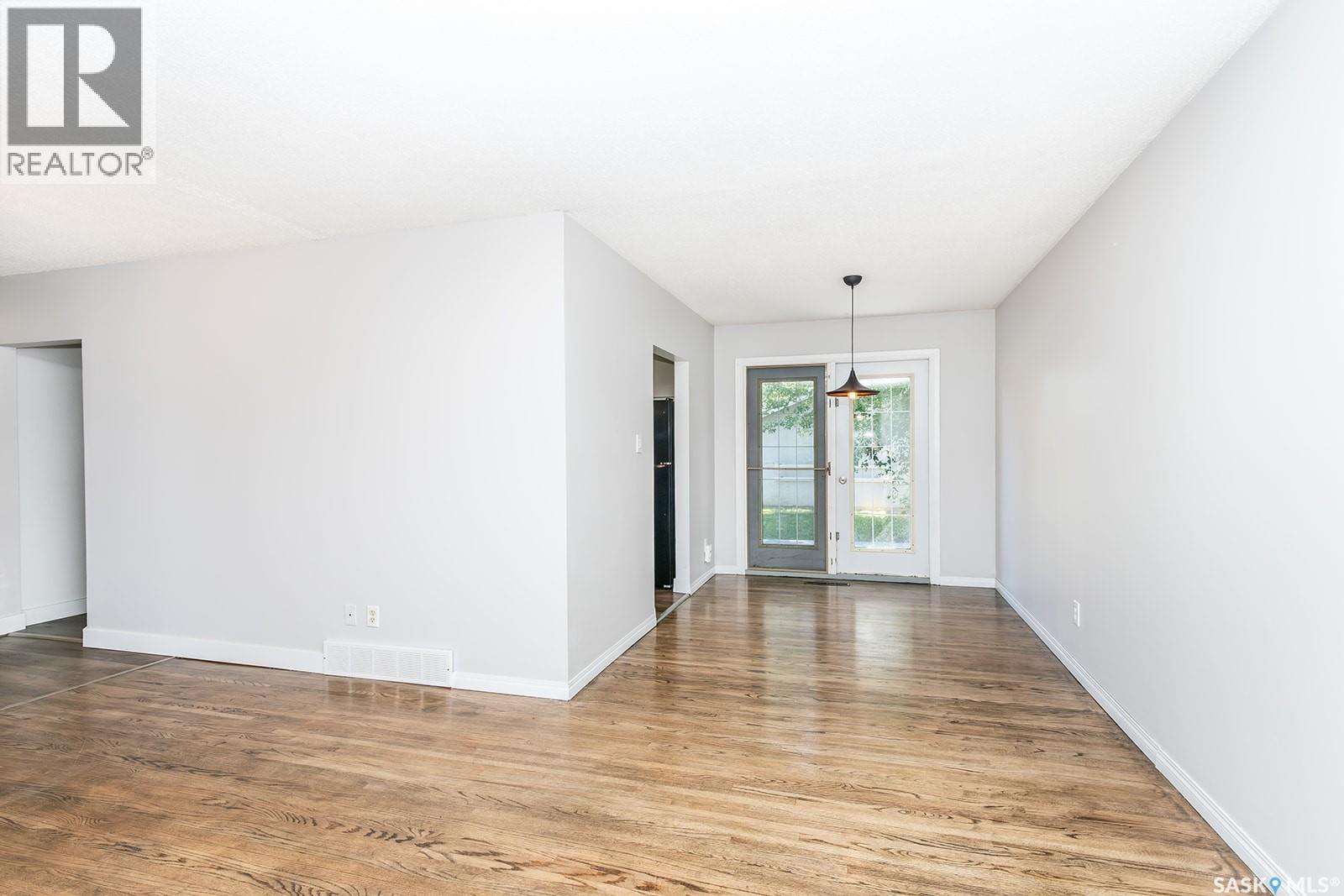 Property at 2815 McConnell AVENUE image 5