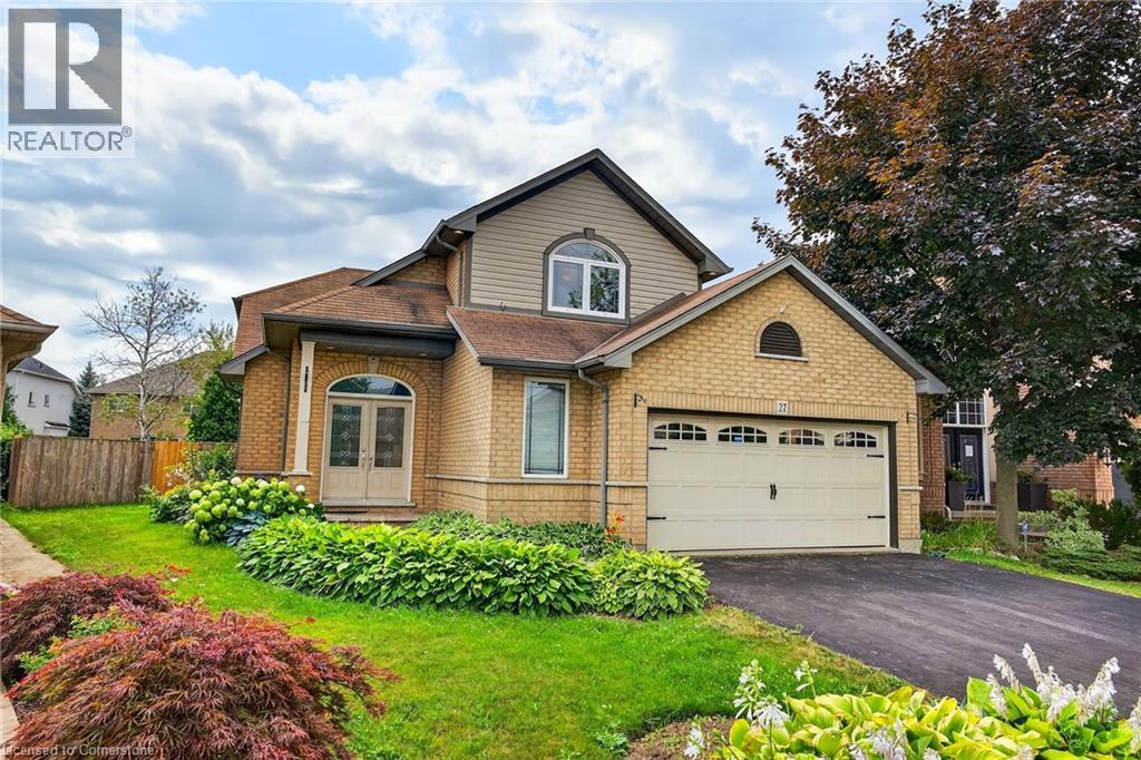 Property at 27 SURREY Drive image 2