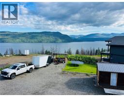 5230 Tallington Drive, celista, British Columbia