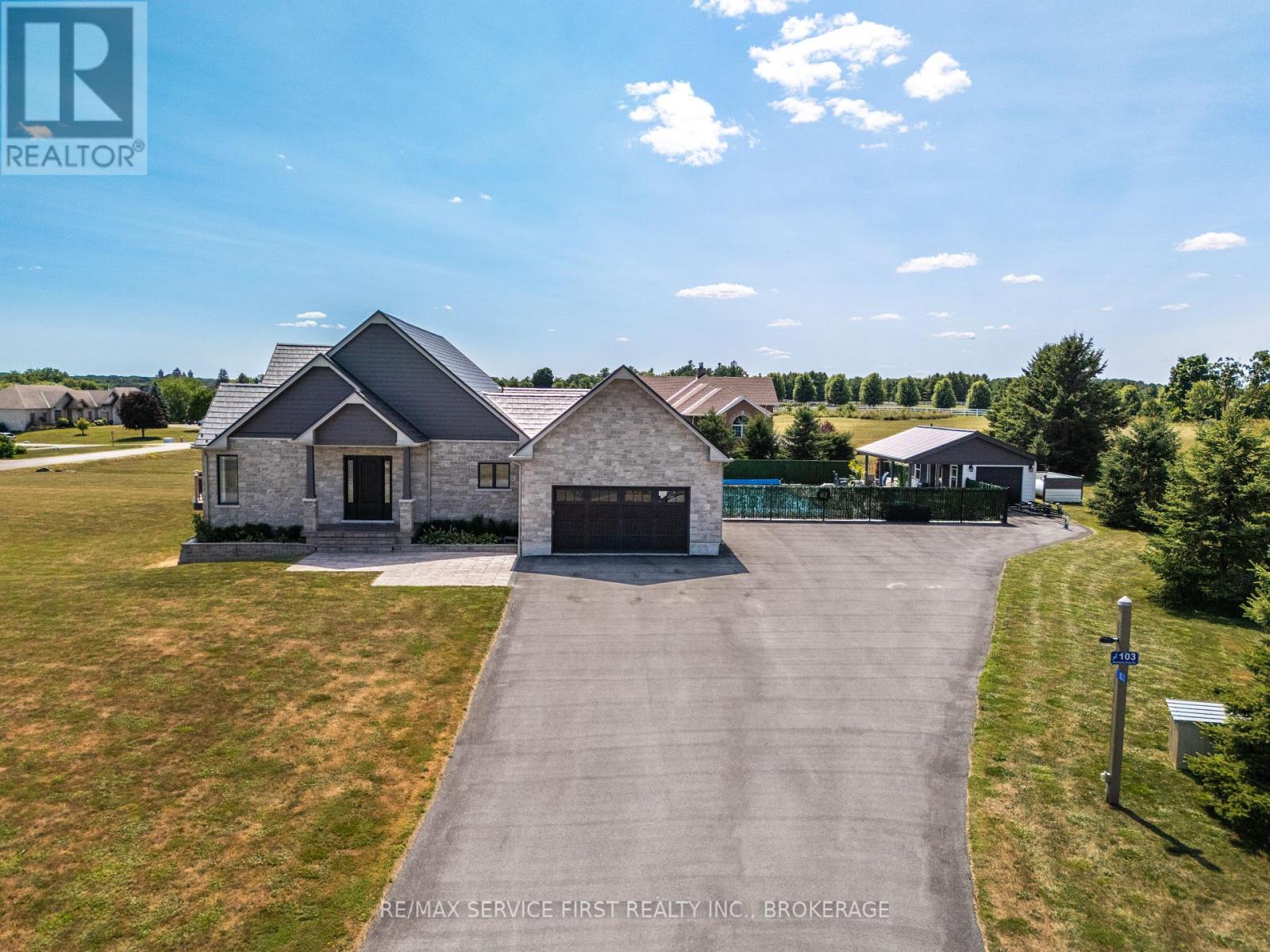 103 Binnacle View Drive, Front Of Leeds & Seeleys Bay, Ontario  K7G 2V5 - Photo 2 - X12327895