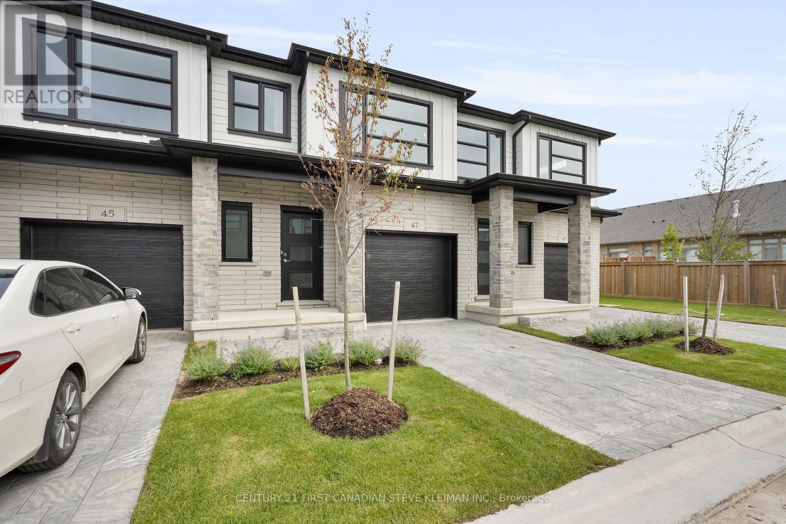 47 - 2700 Buroak Drive, London North, Ontario  N6G 5Z5 - Photo 1 - X12327977