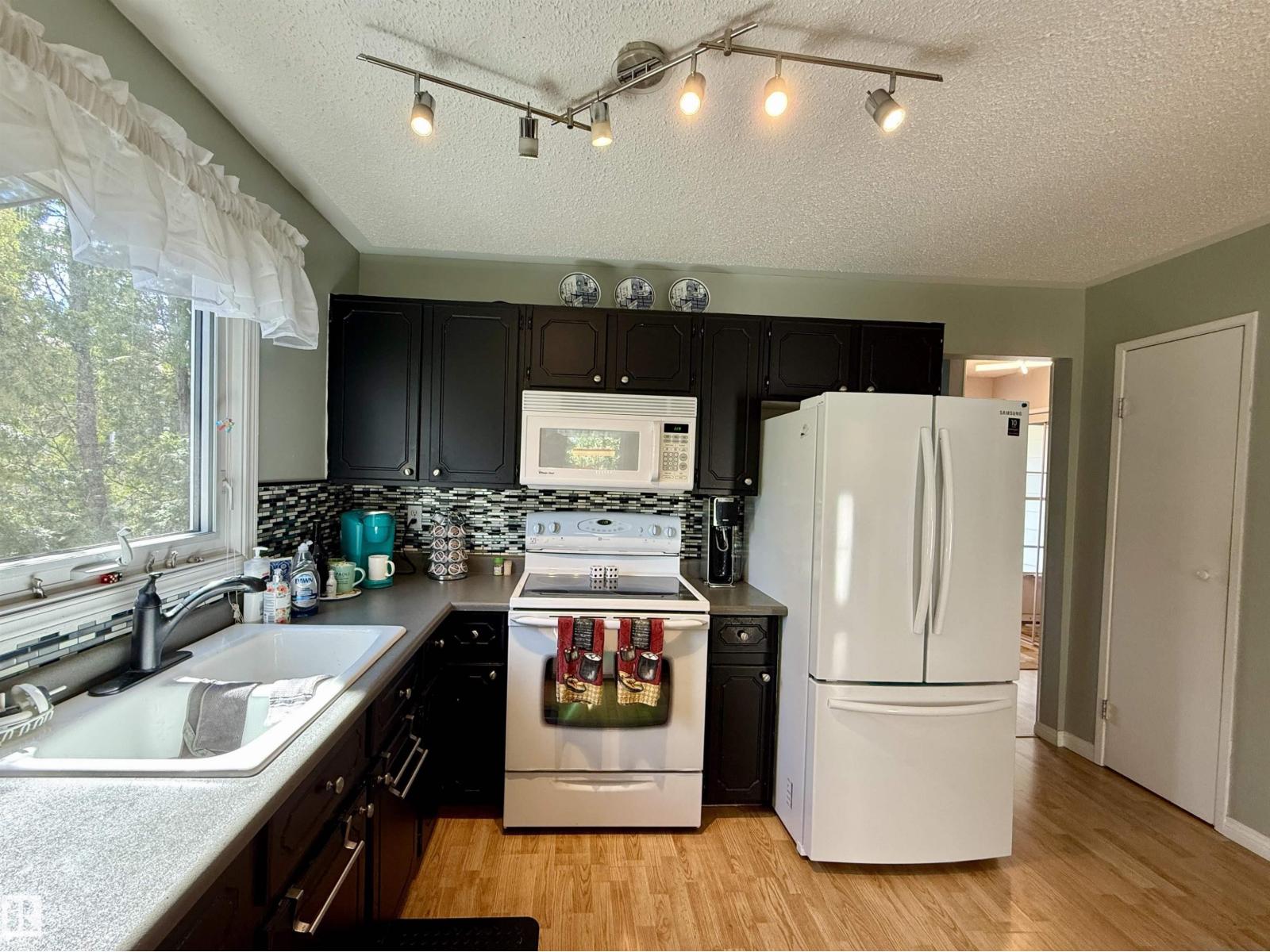 128 Warwick Rd Nw, Edmonton, Alberta  T5Y 4P8 - Photo 18 - E4451422