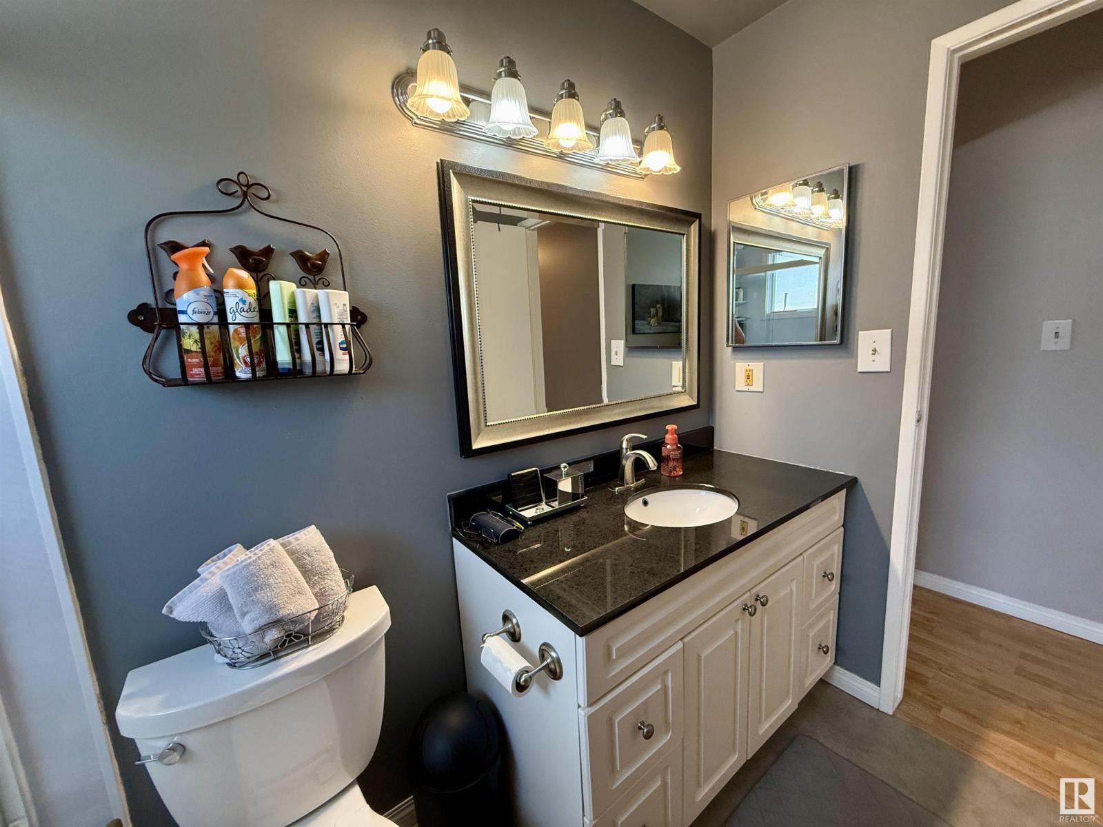 128 Warwick Rd Nw, Edmonton, Alberta  T5Y 4P8 - Photo 34 - E4451422