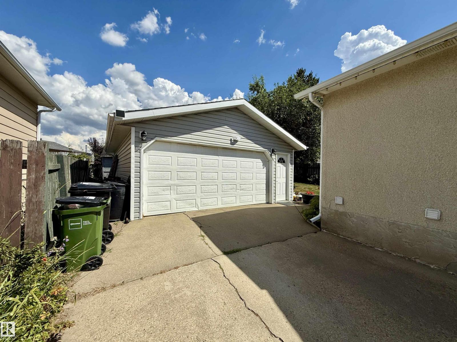 128 Warwick Rd Nw, Edmonton, Alberta  T5Y 4P8 - Photo 64 - E4451422