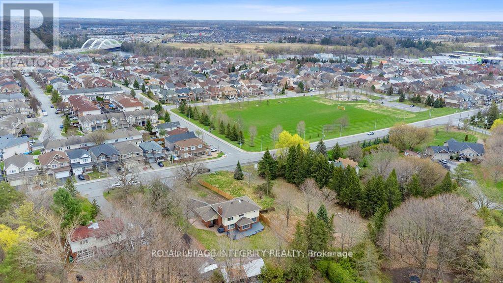 Property at 3440 WOODROFFE AVENUE image 2
