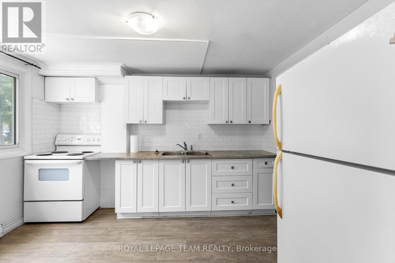 32 - 258 Queen Mary Road, Kingston, Ontario  K7M 2B2 - Photo 8 - X12327919