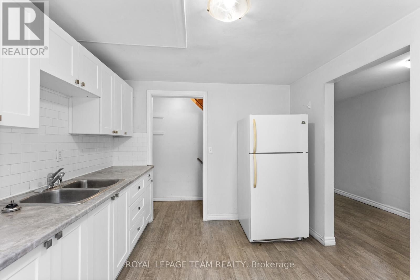 32 - 258 Queen Mary Road, Kingston, Ontario  K7M 2B2 - Photo 9 - X12327919