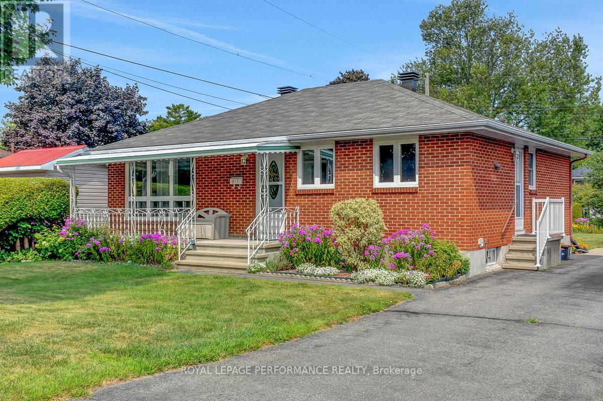 Property at 617 GARDENVALE ROAD image 2