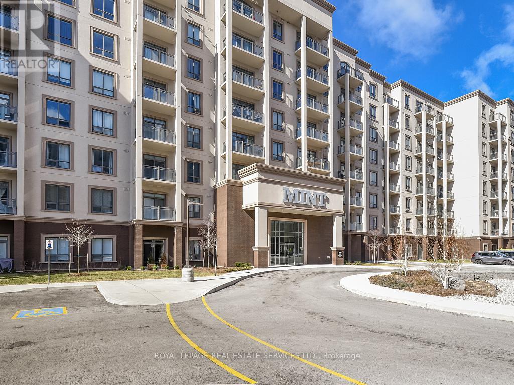 303 - 2490 Old Bronte Road, Oakville, Ontario  L6M 4Y2 - Photo 1 - W12327810