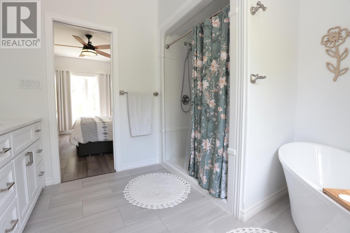 4619 Second Lin W, Sault Ste. Marie, Ontario  P6A 6K4 - Photo 37 - SM252022