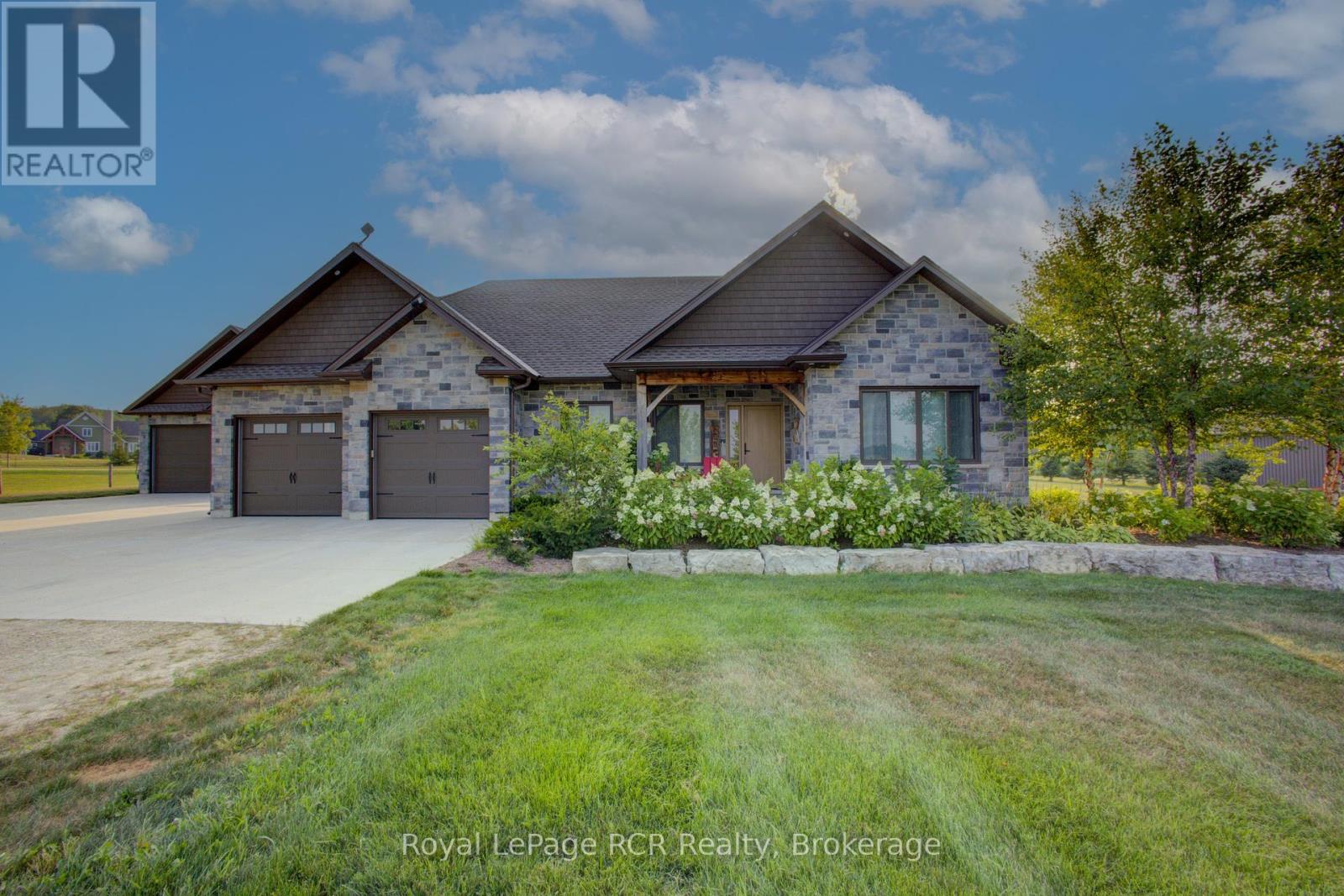 9624 O'dwyers Road, Minto, Ontario  N0G 2L1 - Photo 2 - X12327961