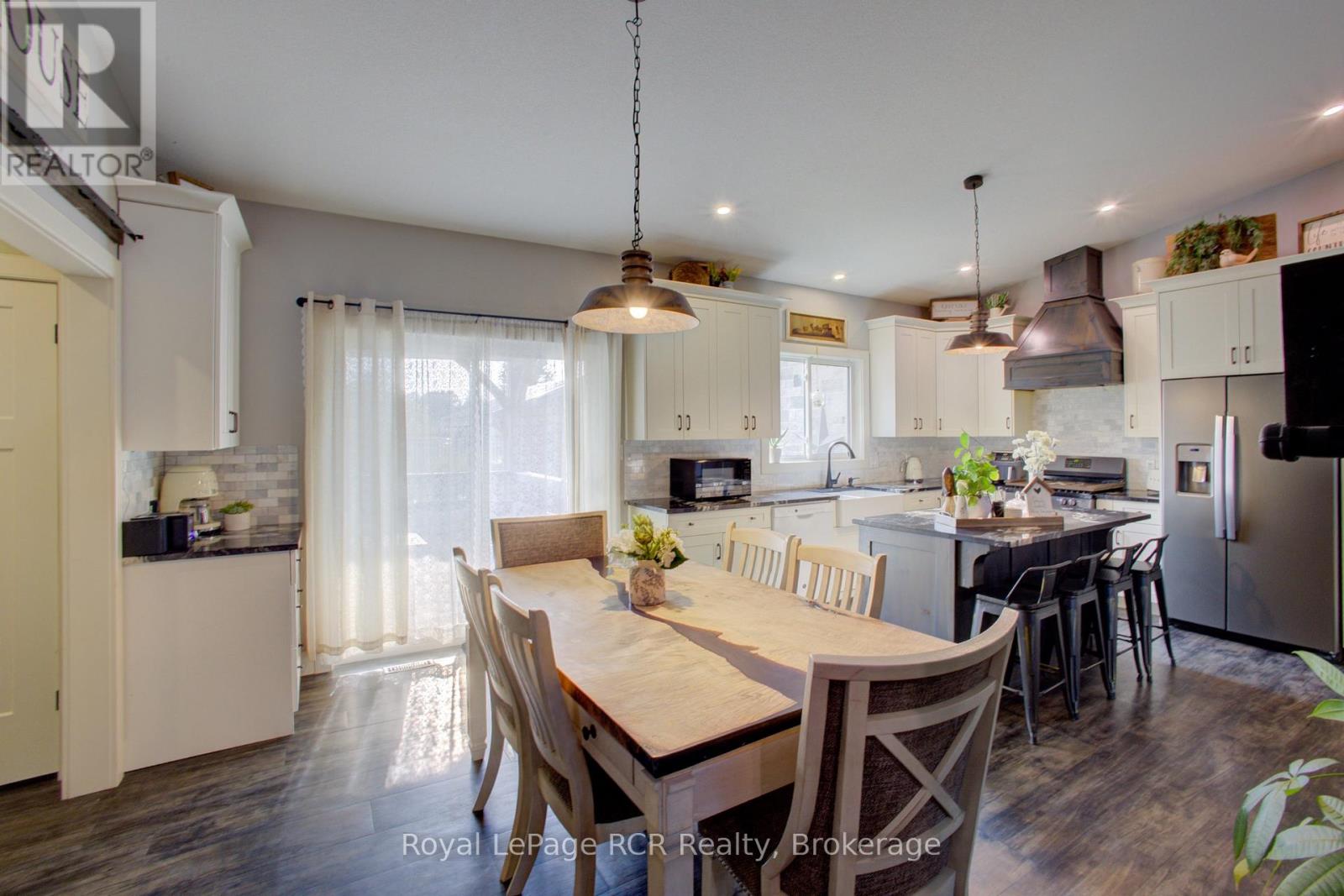 9624 O'dwyers Road, Minto, Ontario  N0G 2L1 - Photo 7 - X12327961
