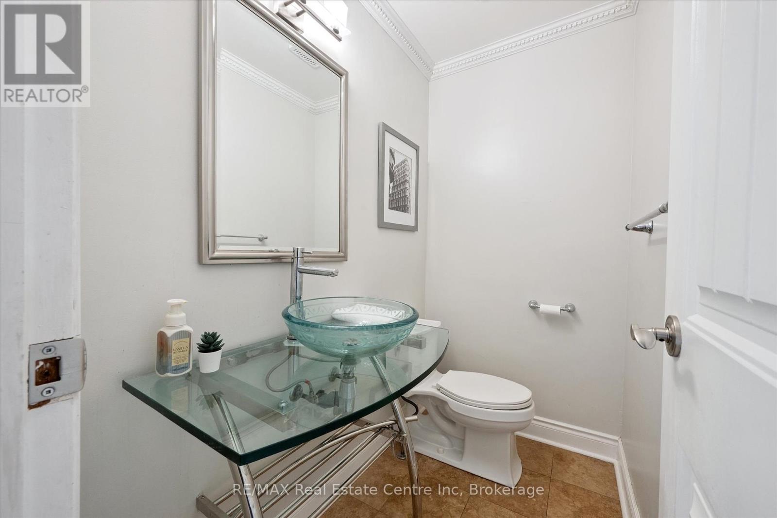 64 Stuart Street, Guelph, Ontario  N1E 4S5 - Photo 15 - X12327993