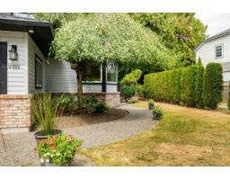 12339 Southpark Crescent Crescent, Surrey, Ca