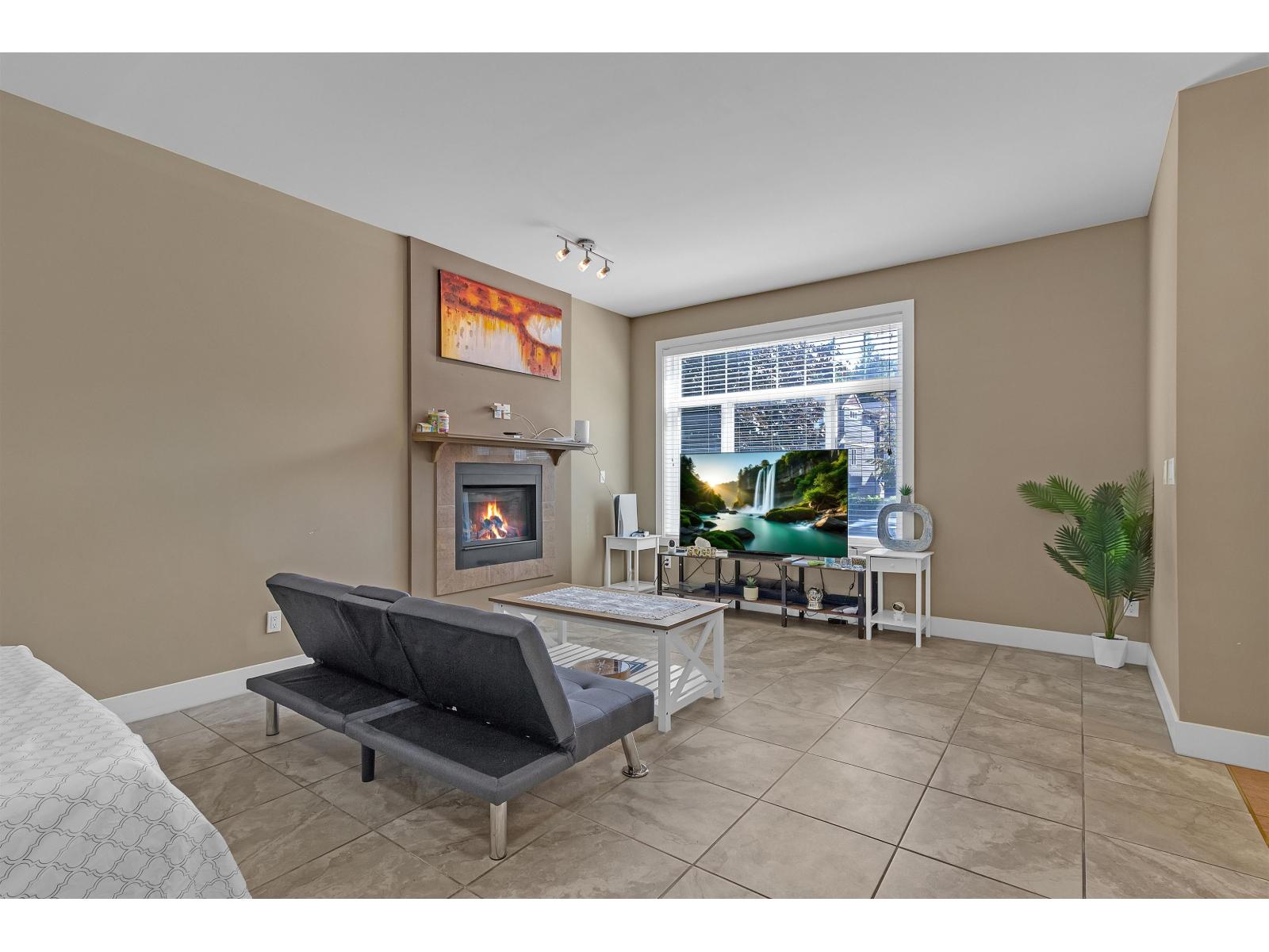 13971 64 Avenue, Surrey, British Columbia  V3W 1Y7 - Photo 4 - R3033193