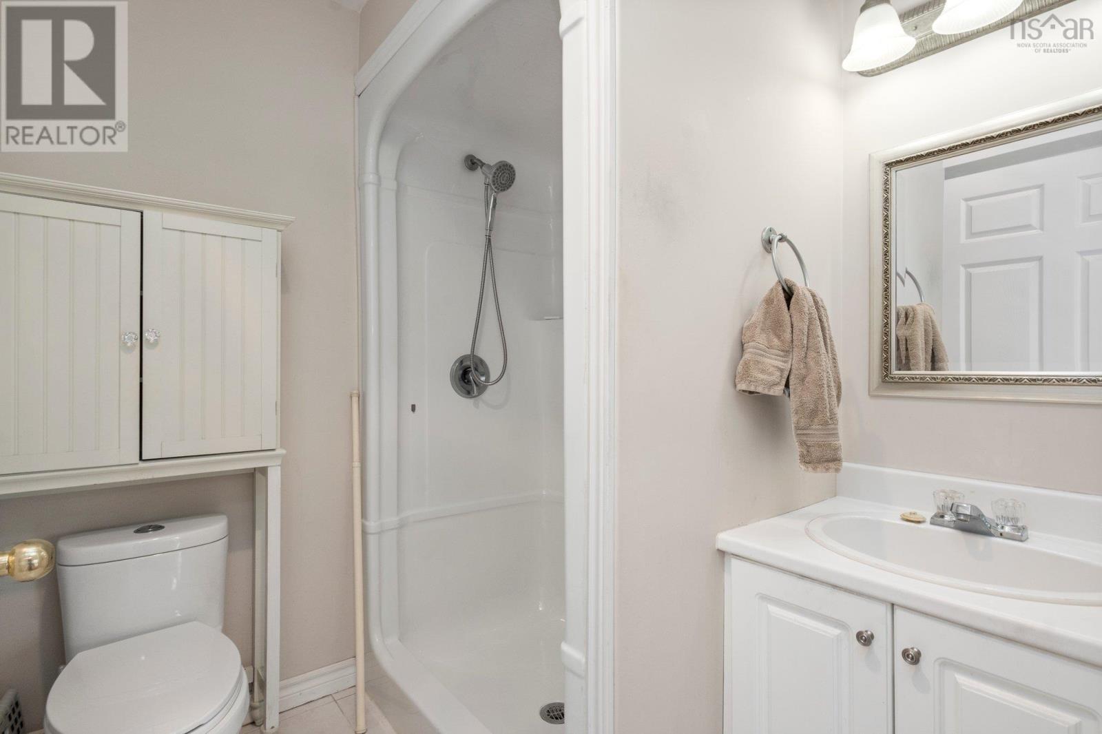 60 Sea Spray Dr, Eastern Passage, Nova Scotia  B3G 1S6 - Photo 17 - 202510339