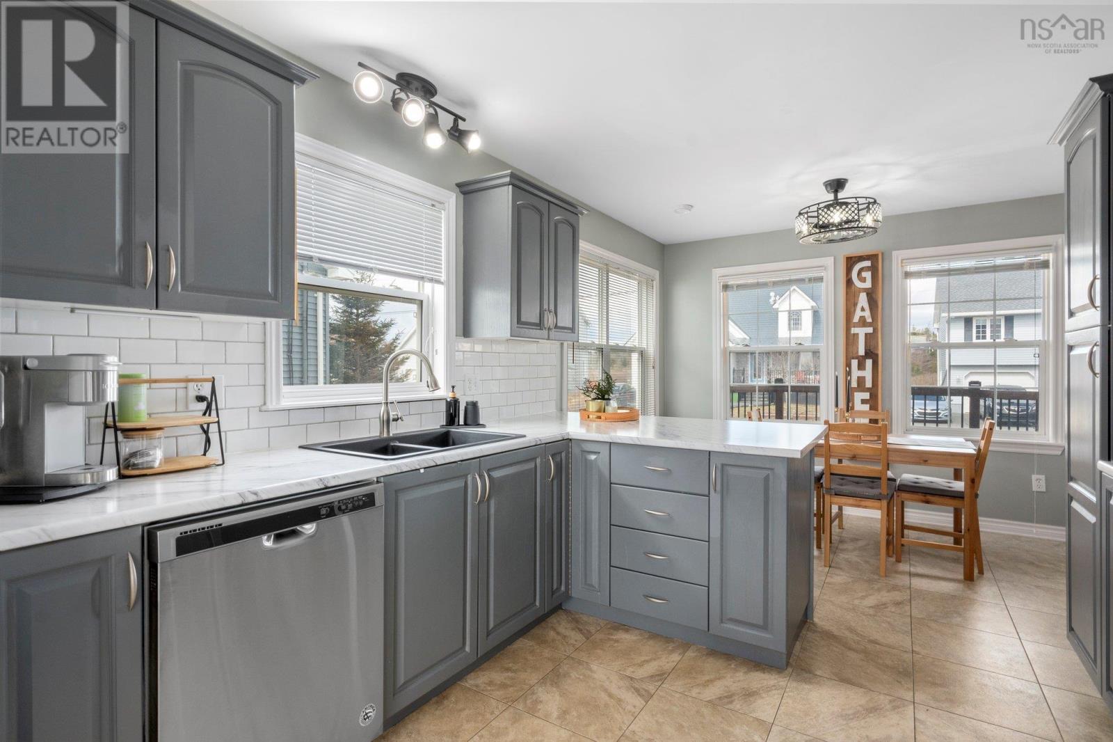 60 Sea Spray Dr, Eastern Passage, Nova Scotia  B3G 1S6 - Photo 6 - 202510339