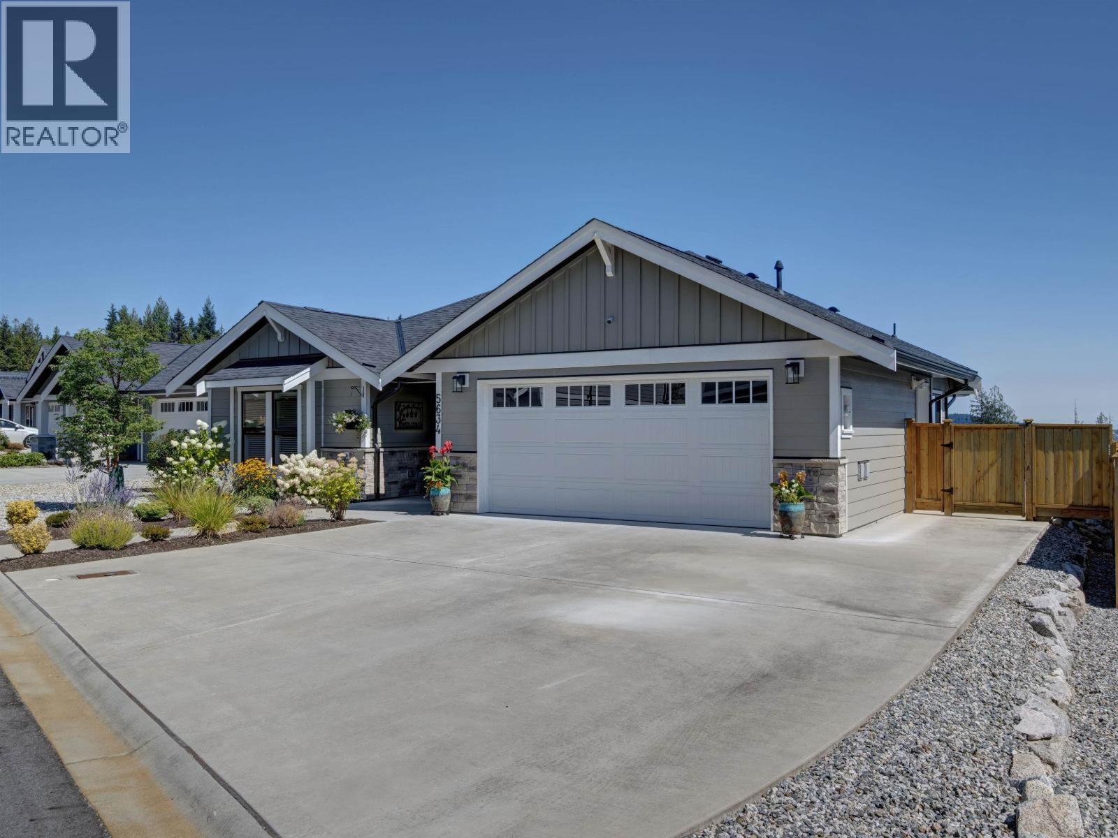 5634 Kingbird Crescent, Sechelt, British Columbia  V7Z 0S4 - Photo 4 - R3032827