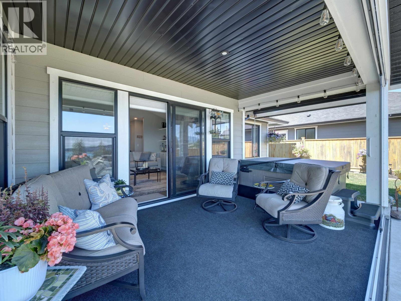 5634 Kingbird Crescent, Sechelt, British Columbia  V7Z 0S4 - Photo 10 - R3032827