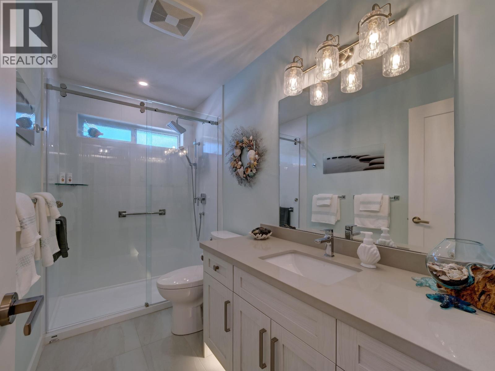 5634 Kingbird Crescent, Sechelt, British Columbia  V7Z 0S4 - Photo 27 - R3032827