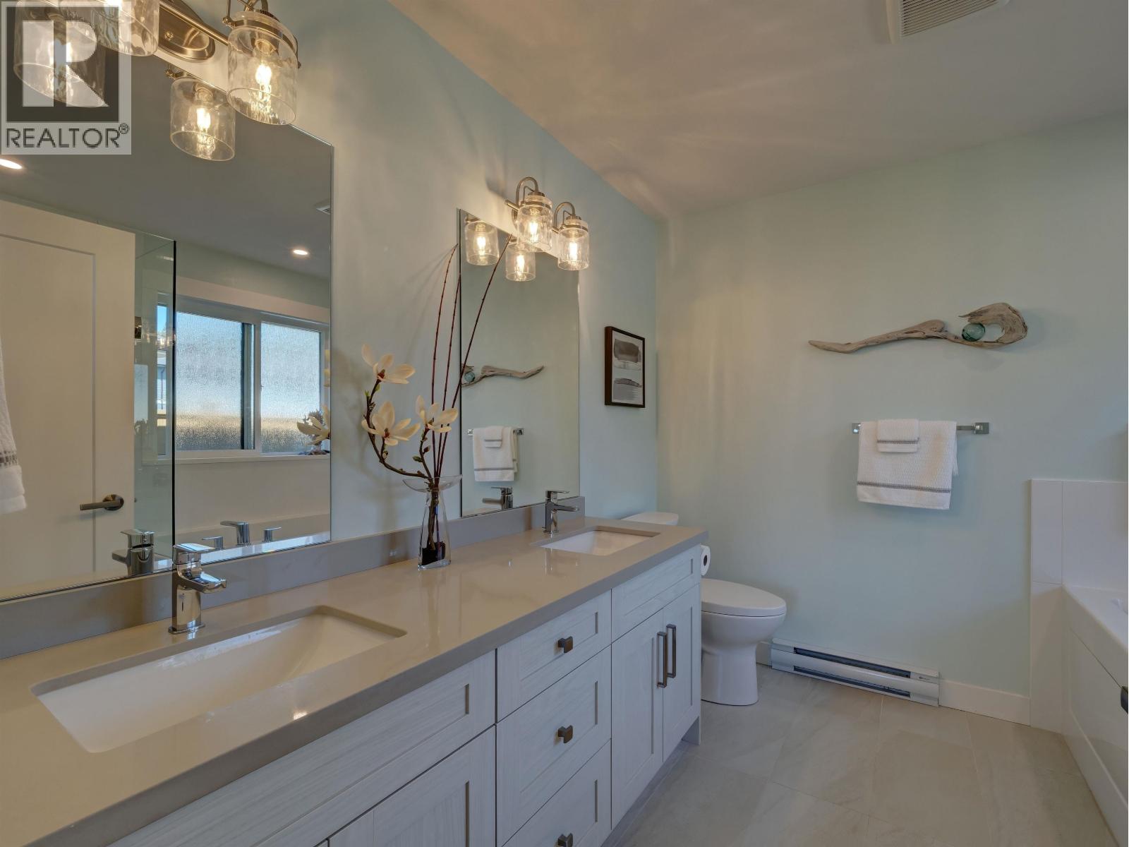 5634 Kingbird Crescent, Sechelt, British Columbia  V7Z 0S4 - Photo 32 - R3032827