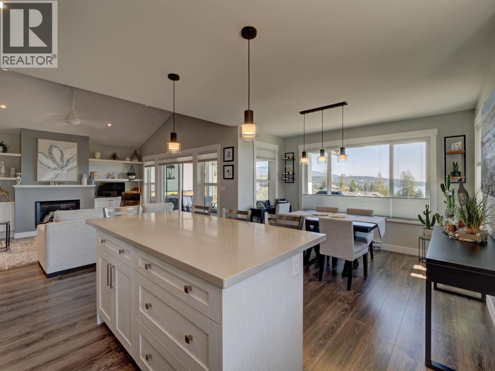 5634 Kingbird Crescent, Sechelt, British Columbia  V7Z 0S4 - Photo 25 - R3032827