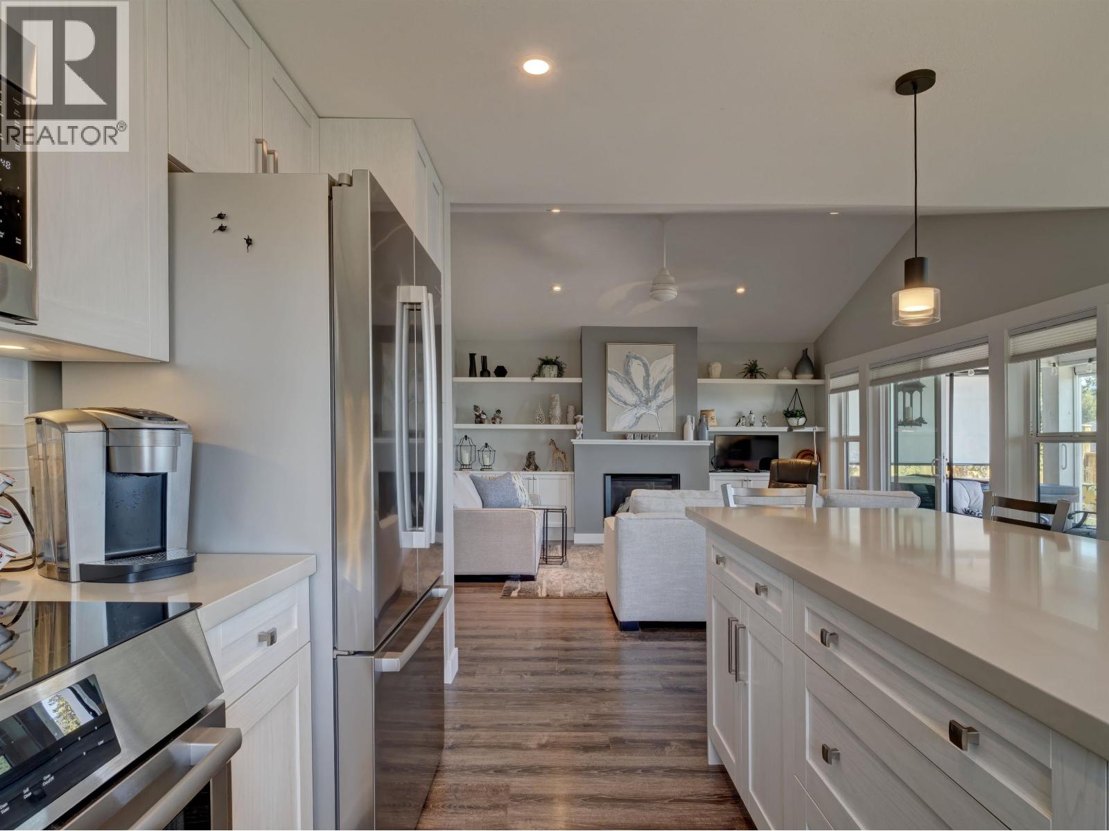 5634 Kingbird Crescent, Sechelt, British Columbia  V7Z 0S4 - Photo 12 - R3032827