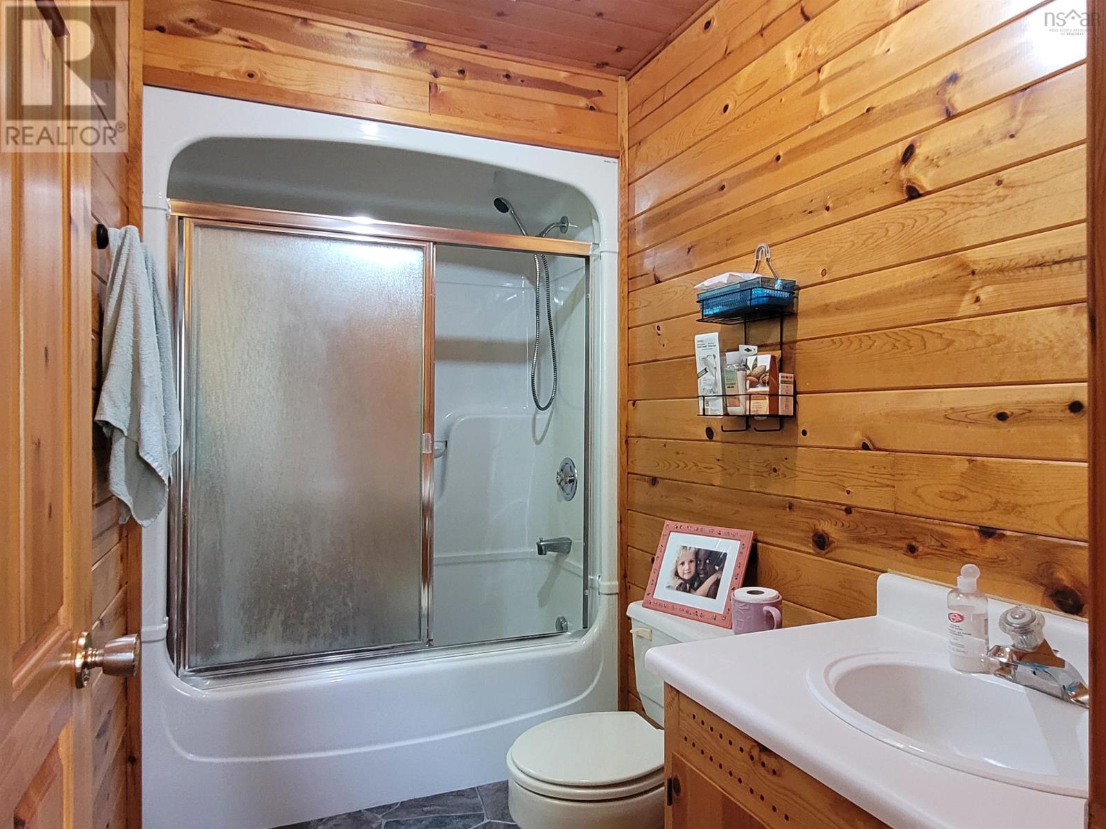 57 Somerset Drive, East Sable River, Nova Scotia  B0T 1V0 - Photo 31 - 202518853