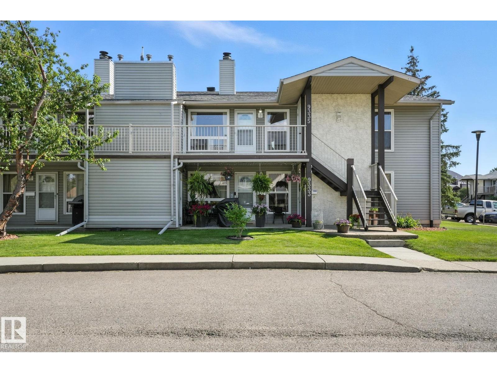 Property at 9335 172 ST NW image 1
