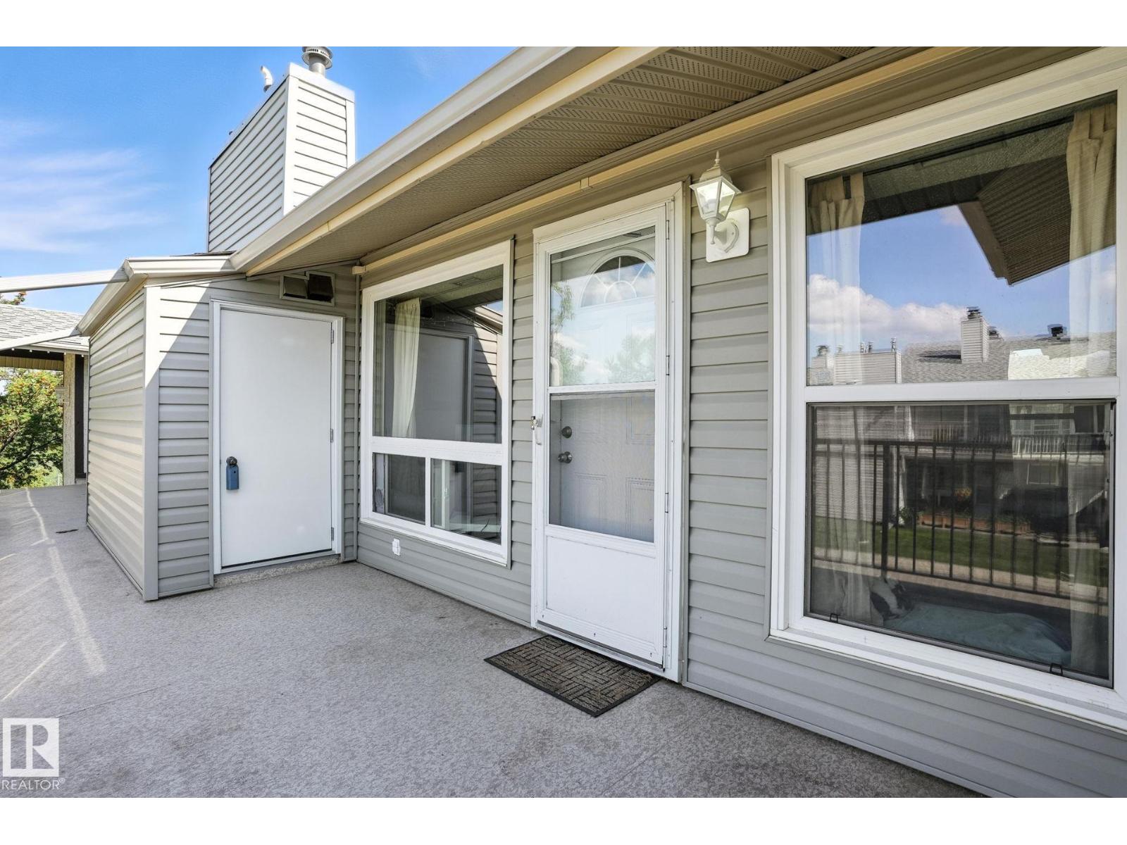 Property at 9335 172 ST NW image 3