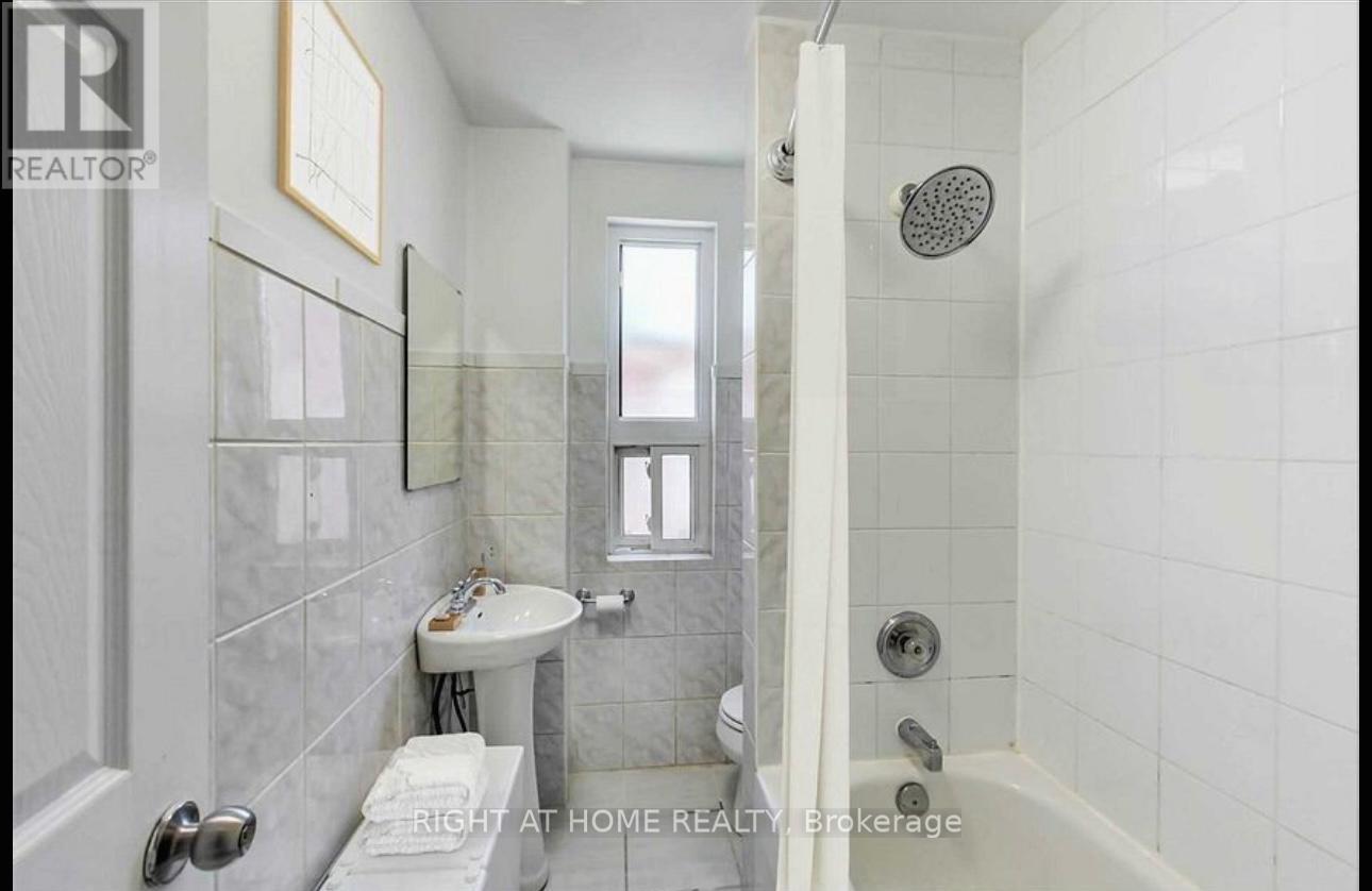 50 Shirley Street W, Toronto, Ontario  M6K 1T1 - Photo 17 - C12327997