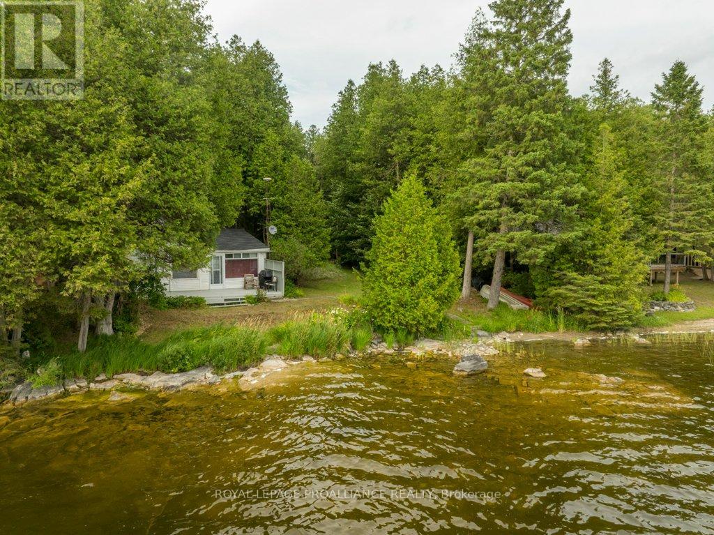 1087c Hills Lake Road, North Frontenac, Ontario  K0H 2M0 - Photo 40 - X12327900