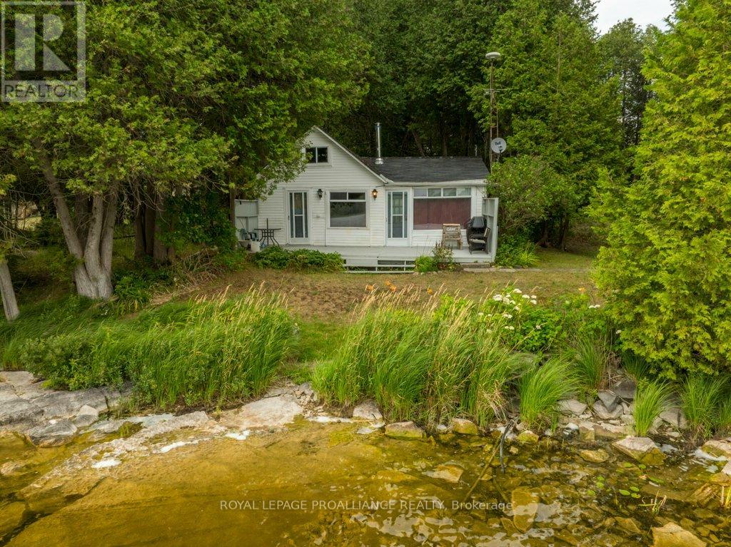 1087c Hills Lake Road, North Frontenac, Ontario  K0H 2M0 - Photo 44 - X12327900