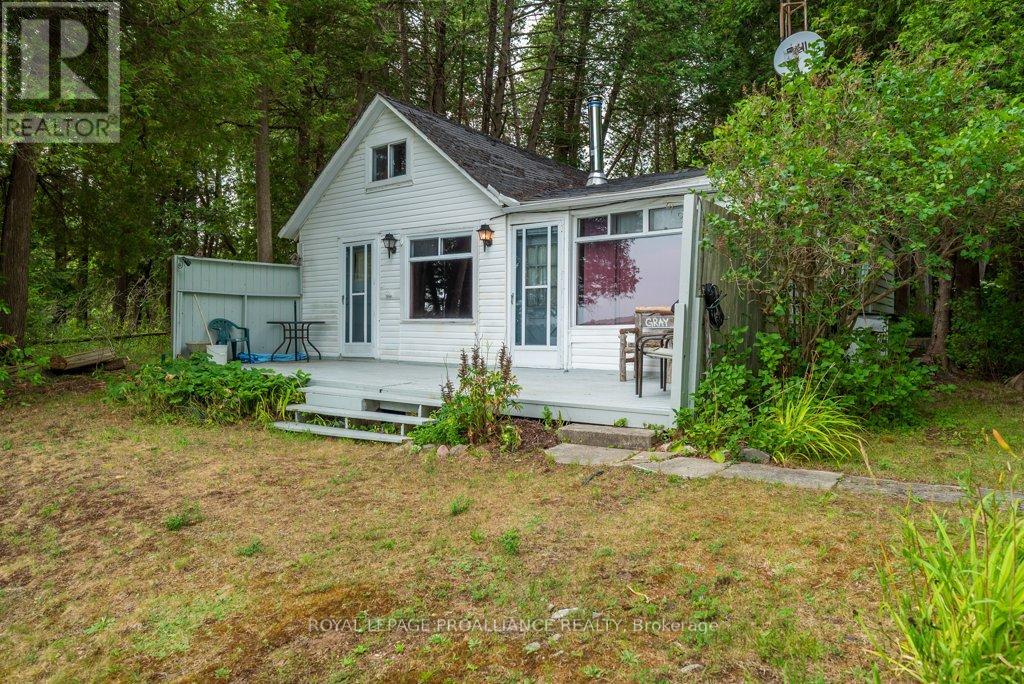 1087c Hills Lake Road, North Frontenac, Ontario  K0H 2M0 - Photo 8 - X12327900