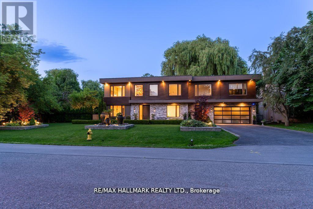 Property at 17 HAMMOK CRESCENT image 2