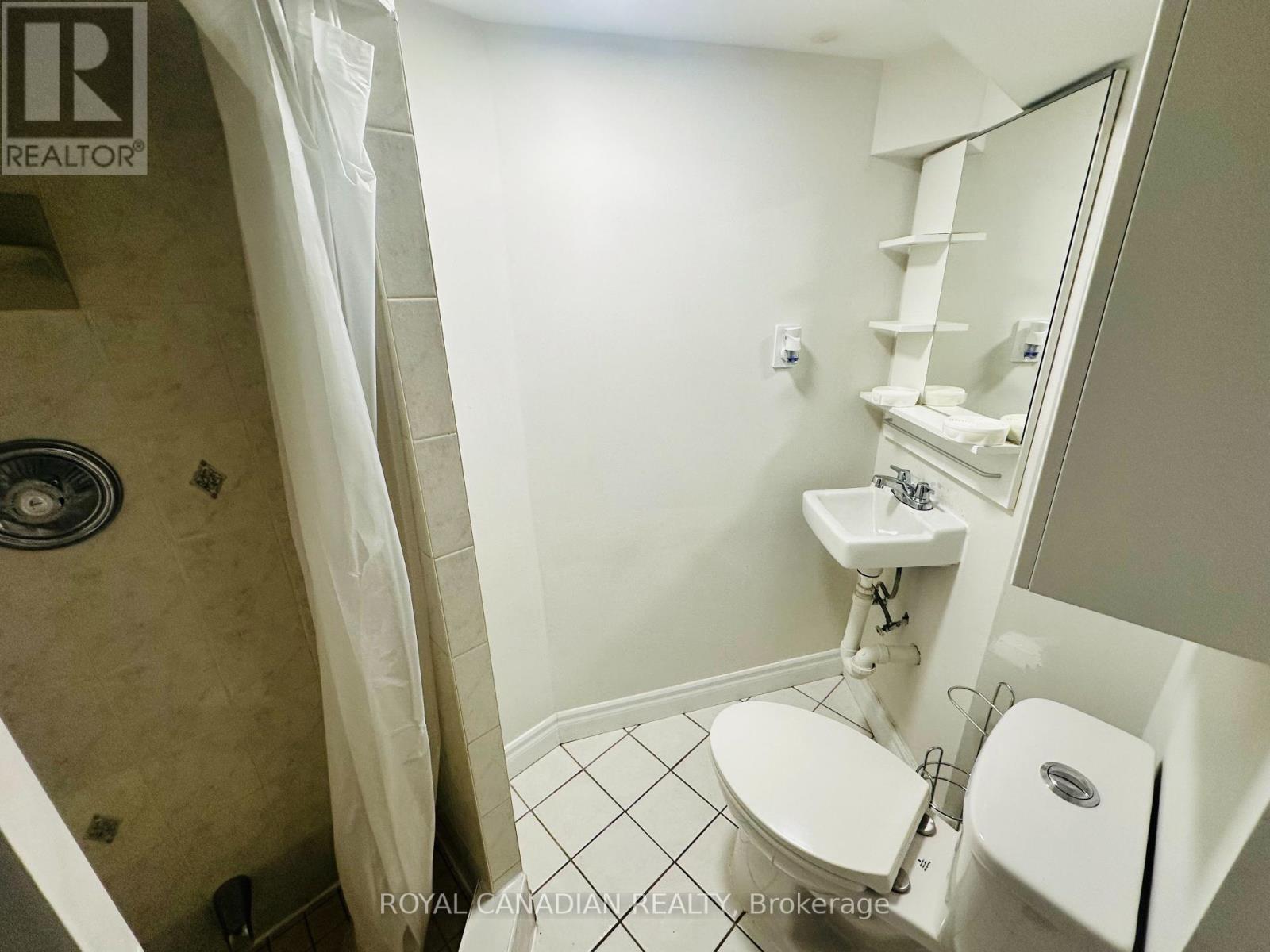 Bsmt - 50 Walter Avenue, Newmarket, Ontario  L3Y 2T3 - Photo 16 - N12327960