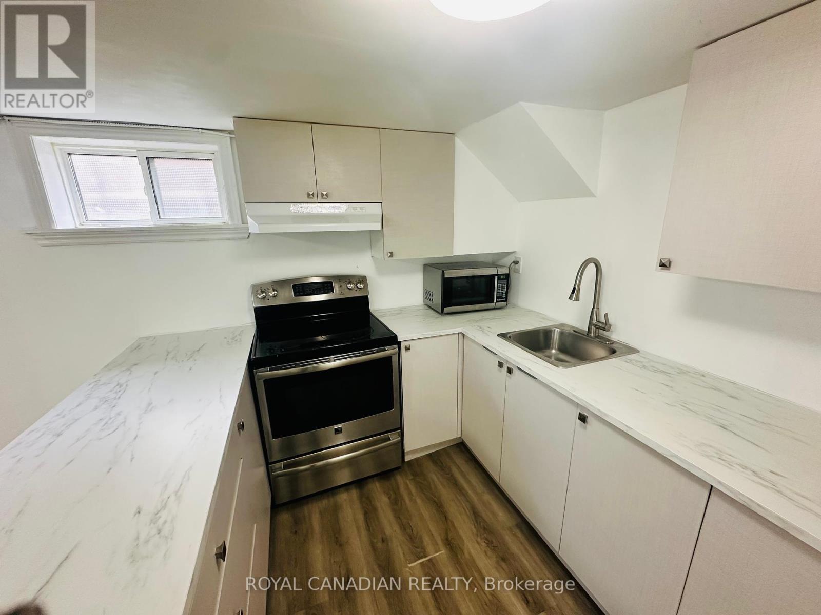Bsmt - 50 Walter Avenue, Newmarket, Ontario  L3Y 2T3 - Photo 7 - N12327960