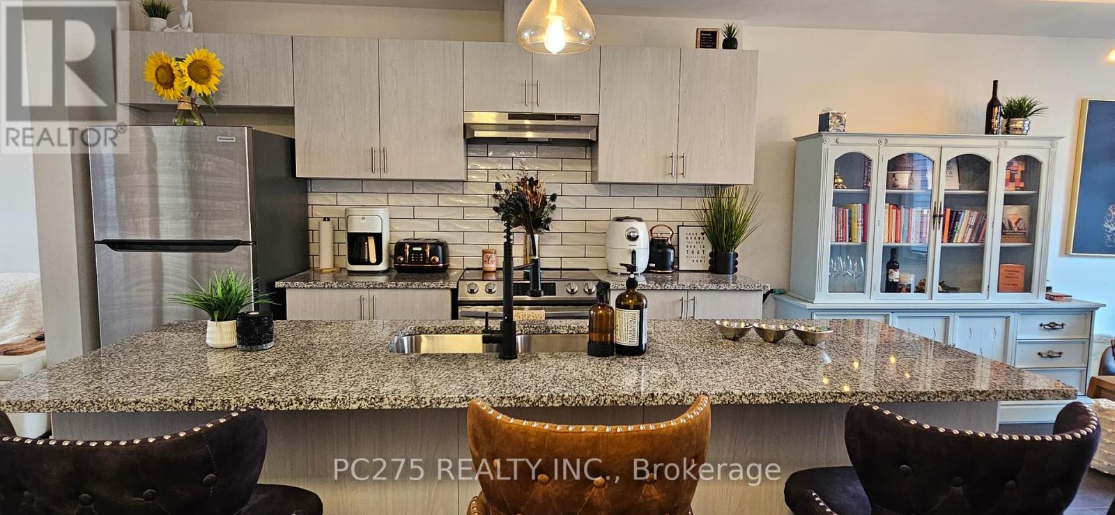 34 - 2 Willow Street, Brant (Paris), Ontario  N3L 0K7 - Photo 1 - X12328020