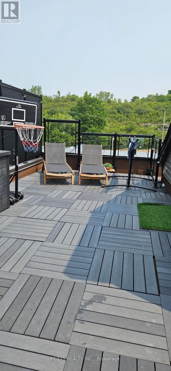 34 - 2 Willow Street, Brant (Paris), Ontario  N3L 0K7 - Photo 29 - X12328020